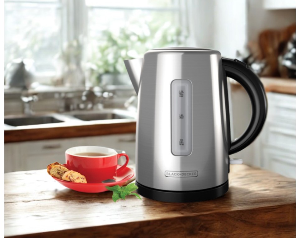Black + Decker hervidor 1.7L inox inalambrico